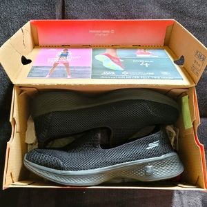 Skecher go walk